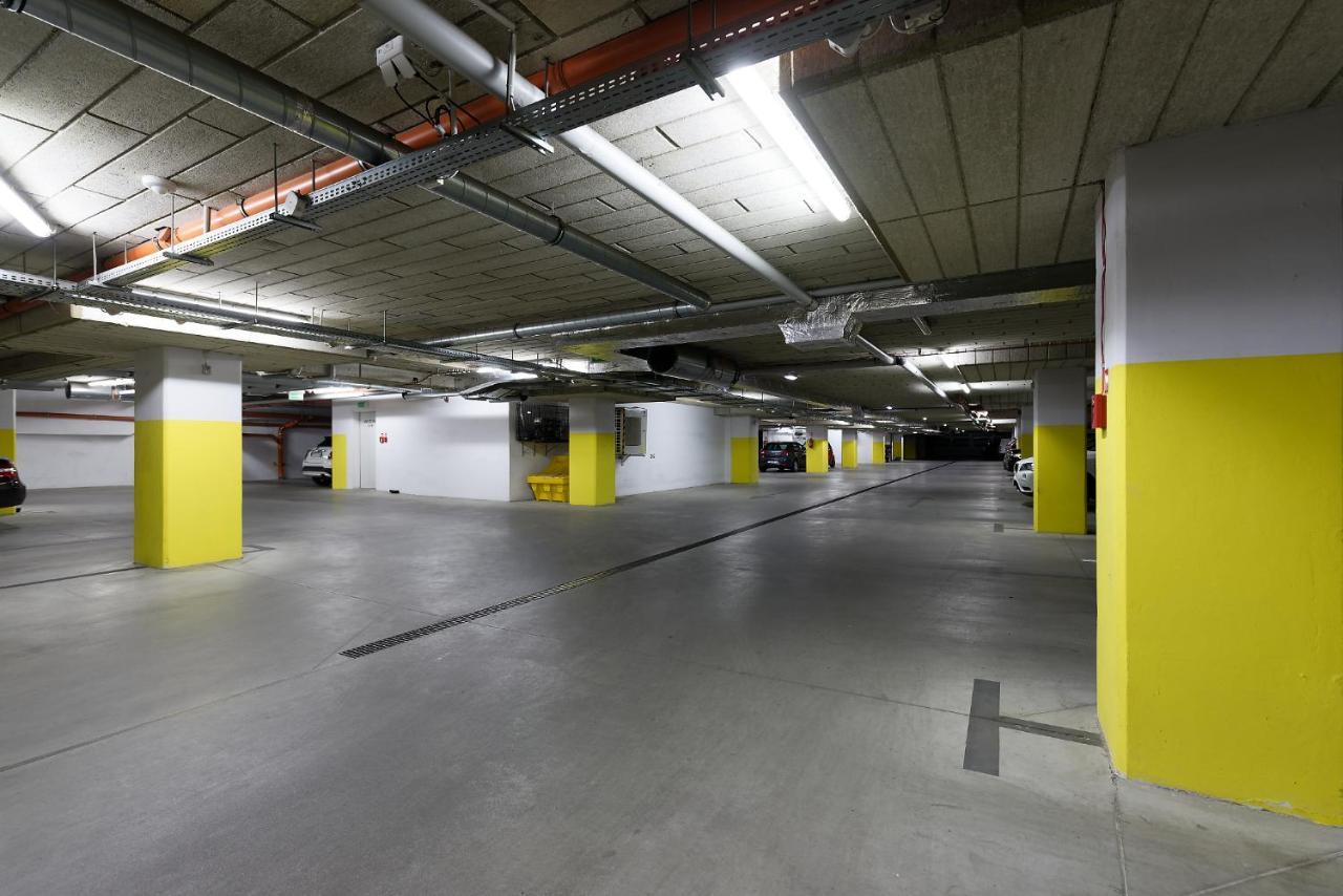 Art Apartament Parking By Impero Poznan Exterior foto